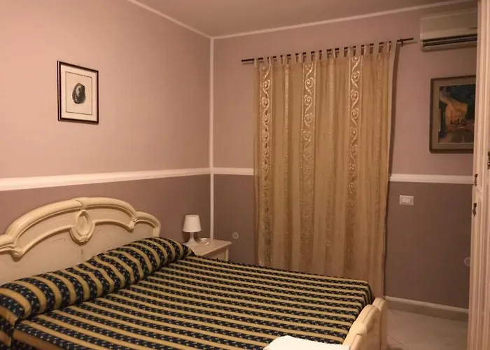 Sileno * Giardini Naxos