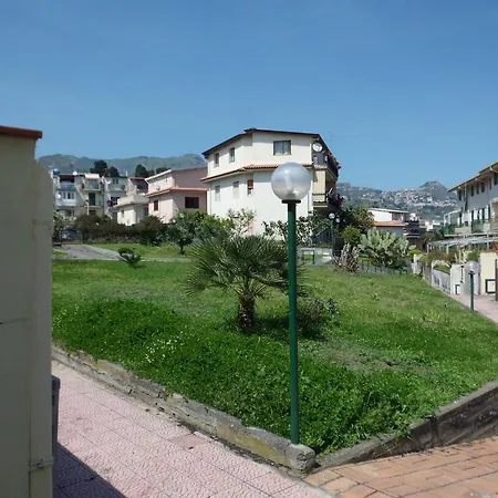 Διαμέρισμα Sileno Giardini Naxos