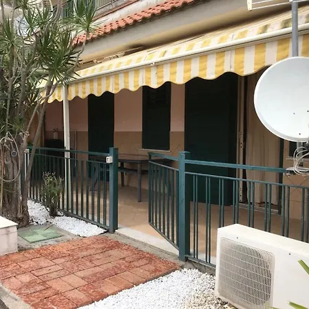 Sileno Giardini Naxos